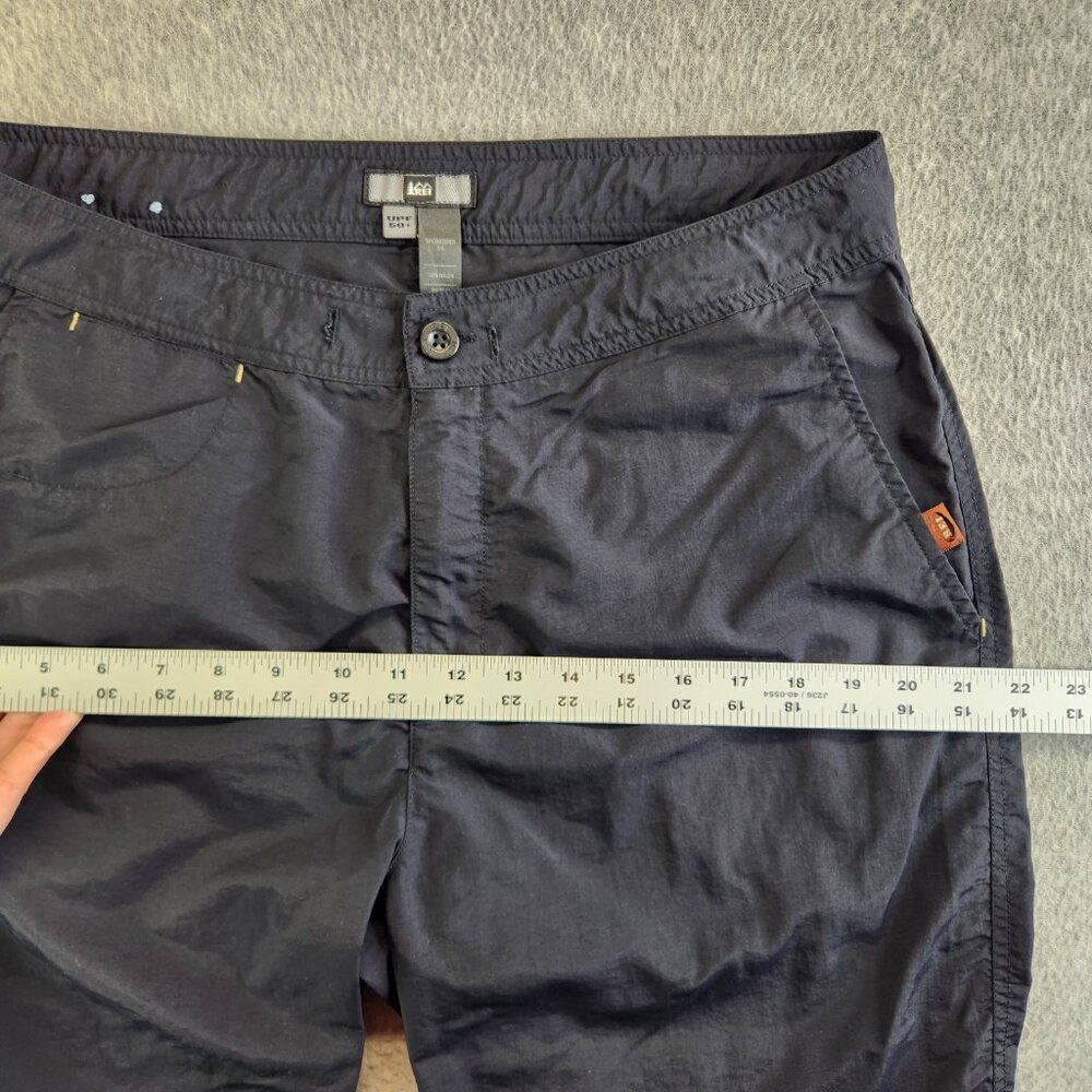 REI Pants Womens 14 Black Cropped Straight UPF 50 Backpacking Hiking Trails - Picture 12 of 16